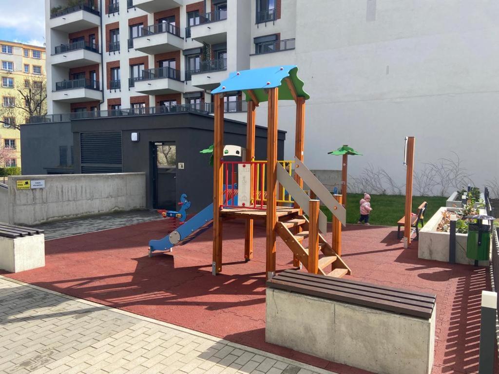 Komfort W Centrum Parking Wroclaw Ngoại thất bức ảnh
