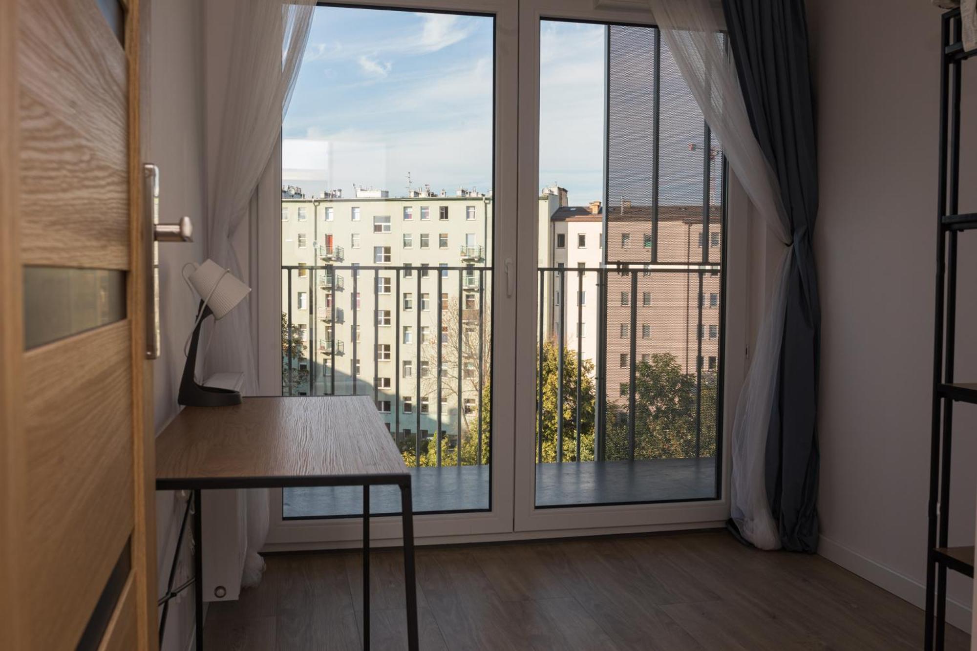 Komfort W Centrum Parking Wroclaw Ngoại thất bức ảnh