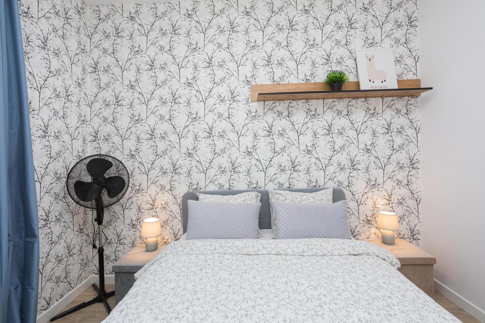 Komfort W Centrum Parking Wroclaw Ngoại thất bức ảnh