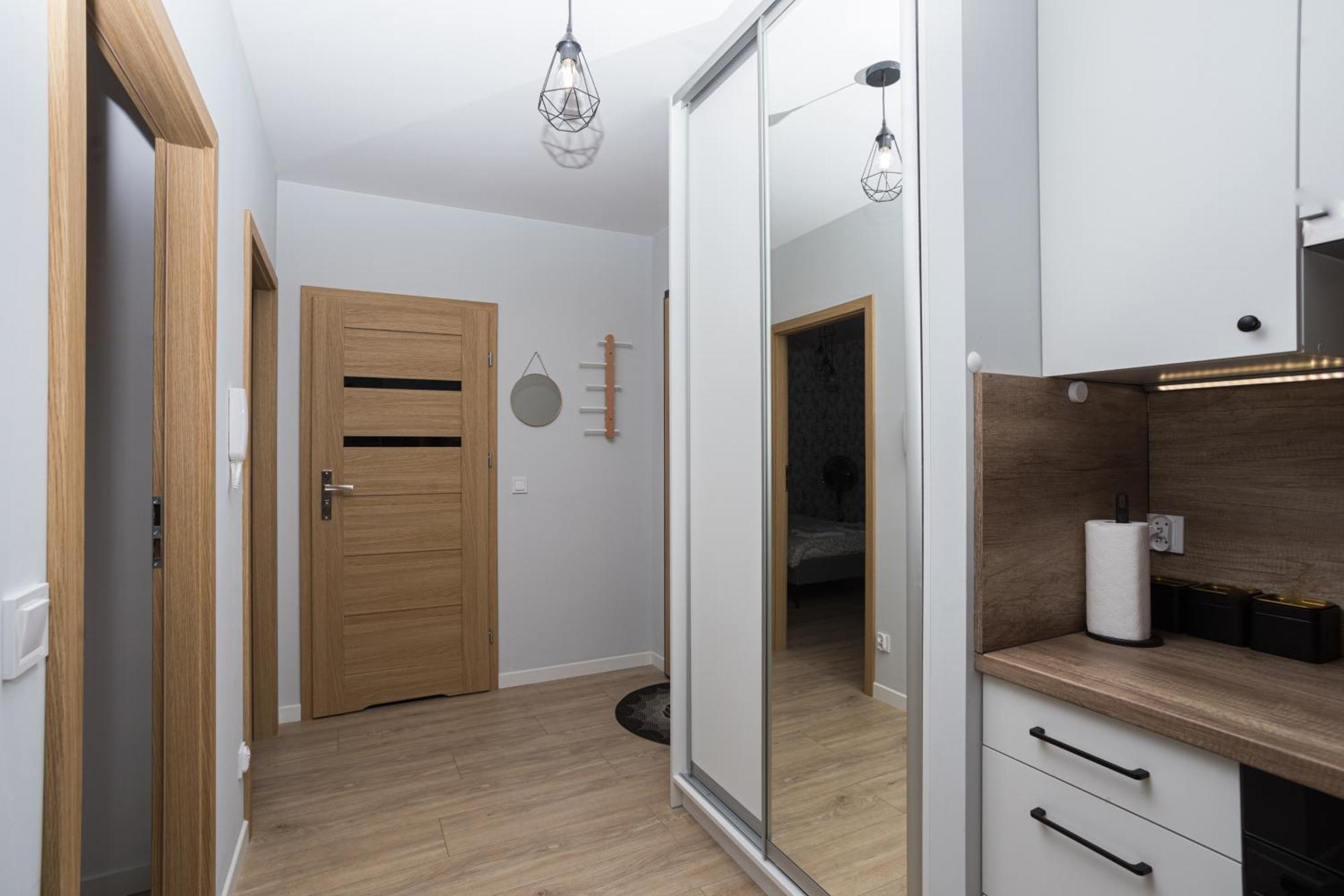 Komfort W Centrum Parking Wroclaw Ngoại thất bức ảnh