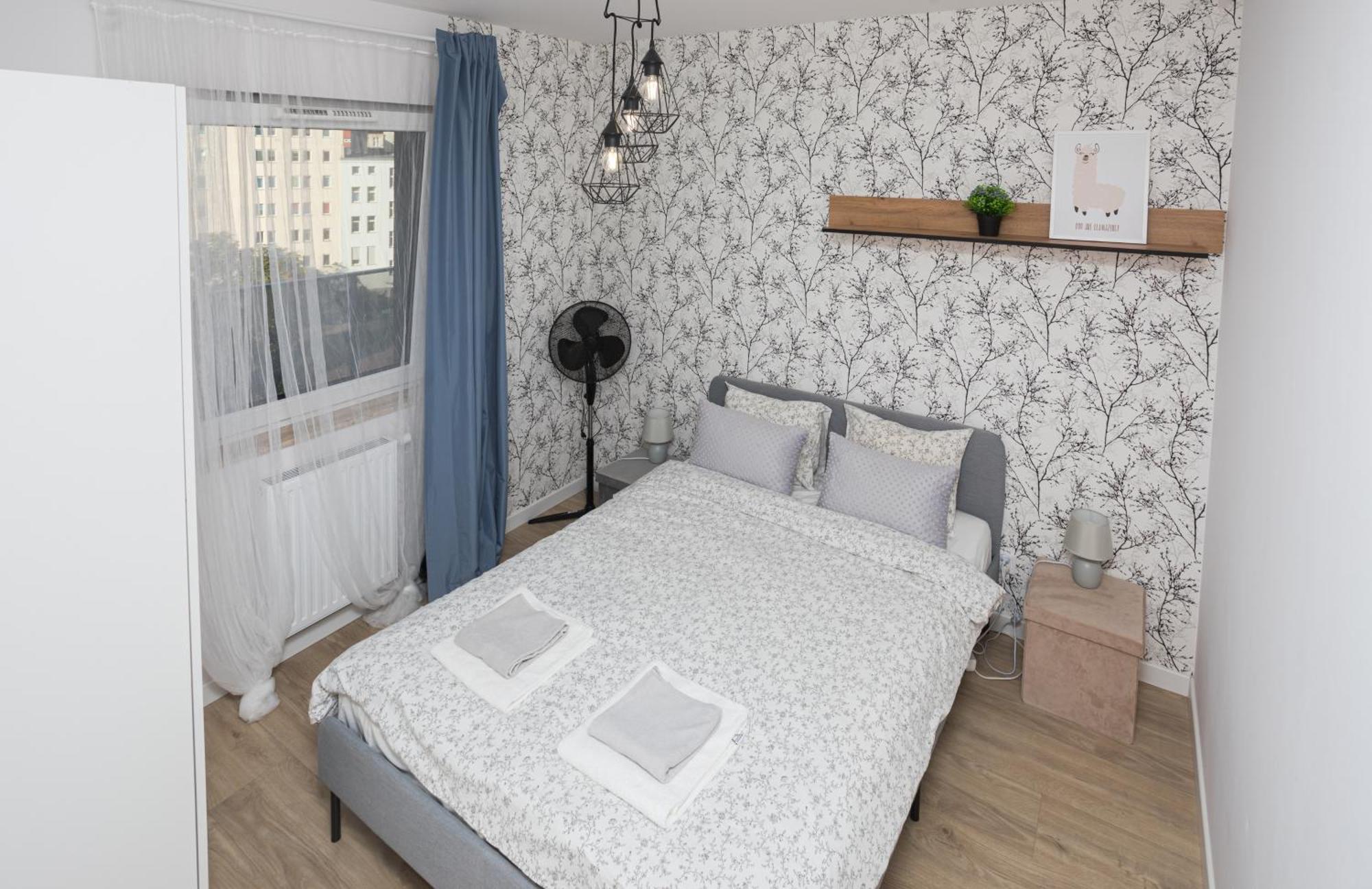 Komfort W Centrum Parking Wroclaw Ngoại thất bức ảnh