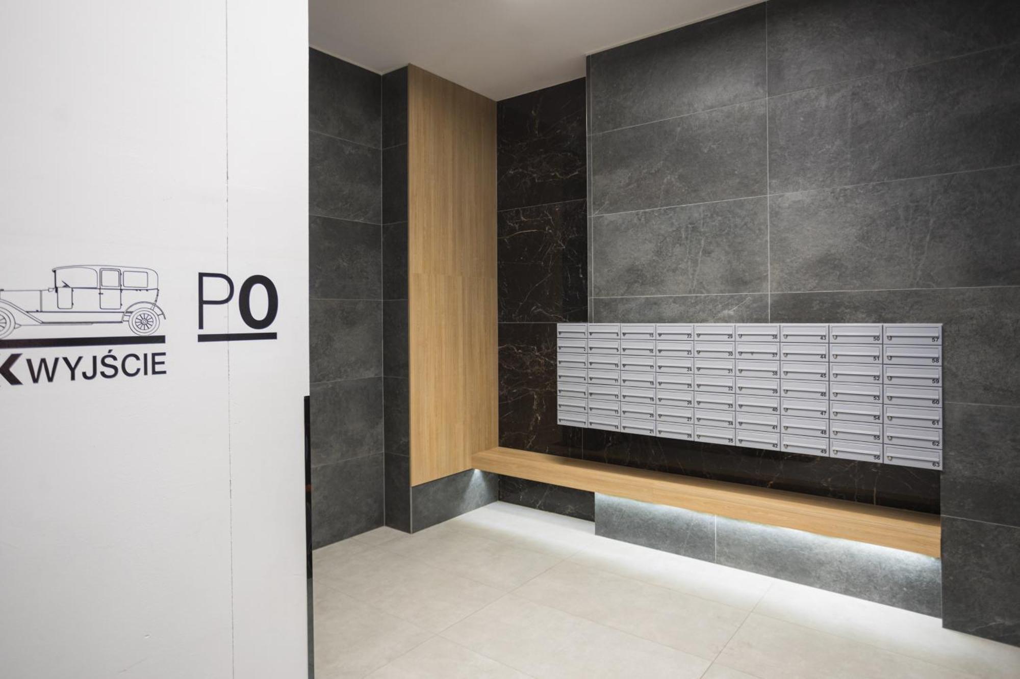 Komfort W Centrum Parking Wroclaw Ngoại thất bức ảnh